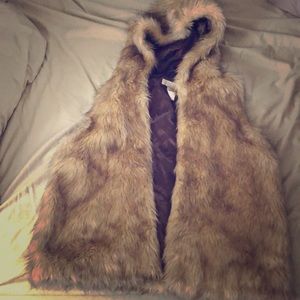 Kenar fur vest with hood size large